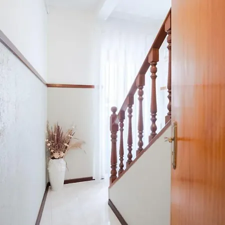 Milena's Bedroom ナザレ