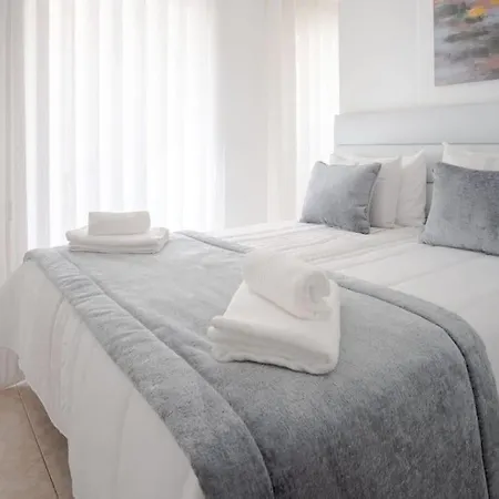 Milena's Bedroom Nazaré