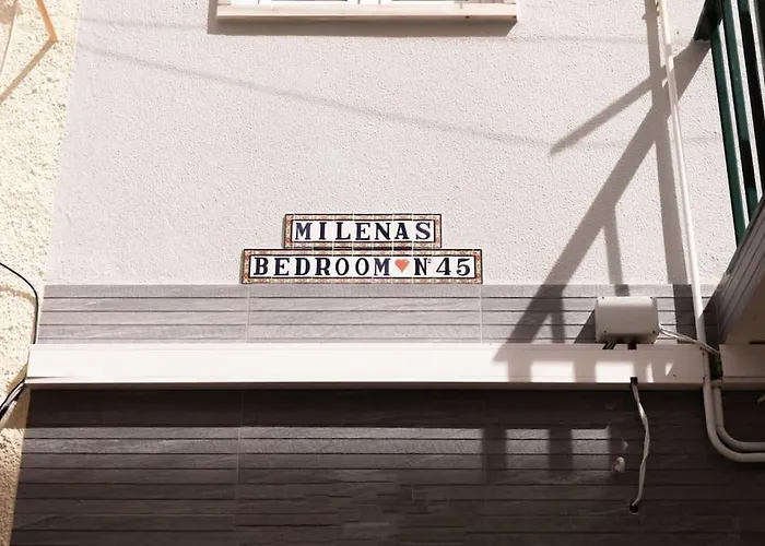 Milena's Bedroom Nazaré